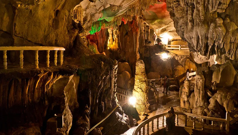 Tham-Jang-caves